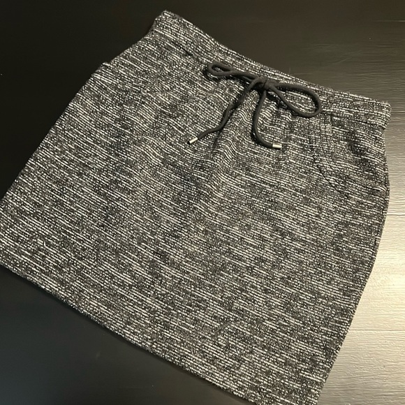 Loft skirt - Picture 1 of 6